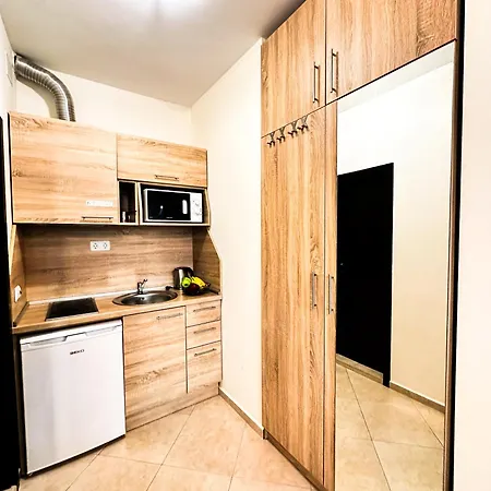Apartment студио каскадас а8